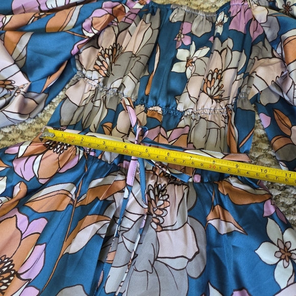 Floral Off-Shoulder Dress in Blue and Pink - Picture 3 of 9